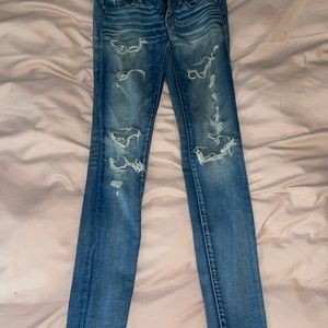 medium wash ripped jeggings
